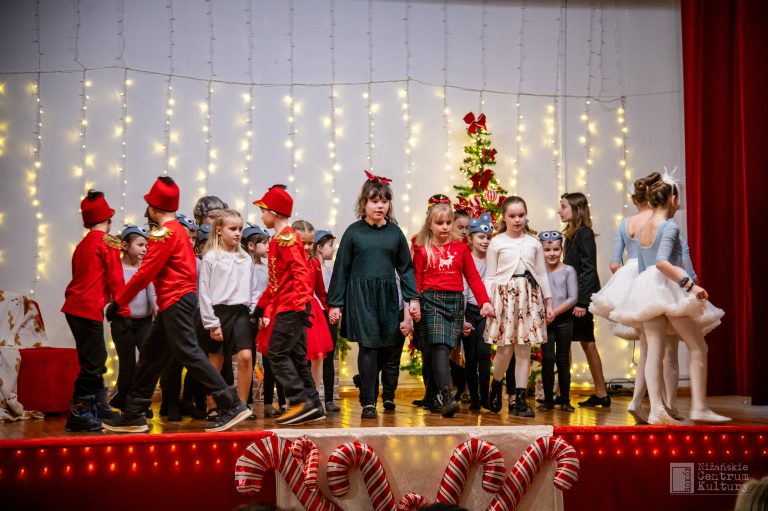 „Dziadek do orzechów” – wyjątkowe przedstawienie w Domu Kultury w Zarzeczu