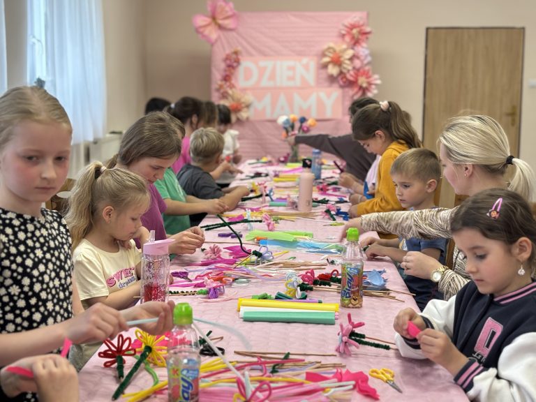 Warsztaty z okazji Dnia Mamy – fotorelacja